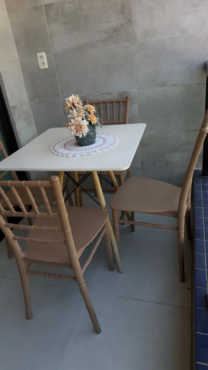 Conjunto mesa com 4 cadeira  - Foto 5