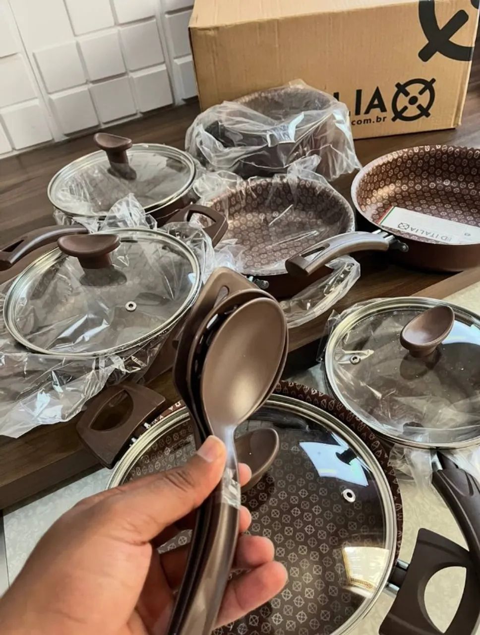 Kit de Panelas Ditalia Antiaderente Completo na Cor Marrom com Tampas de Vidro - Foto 3