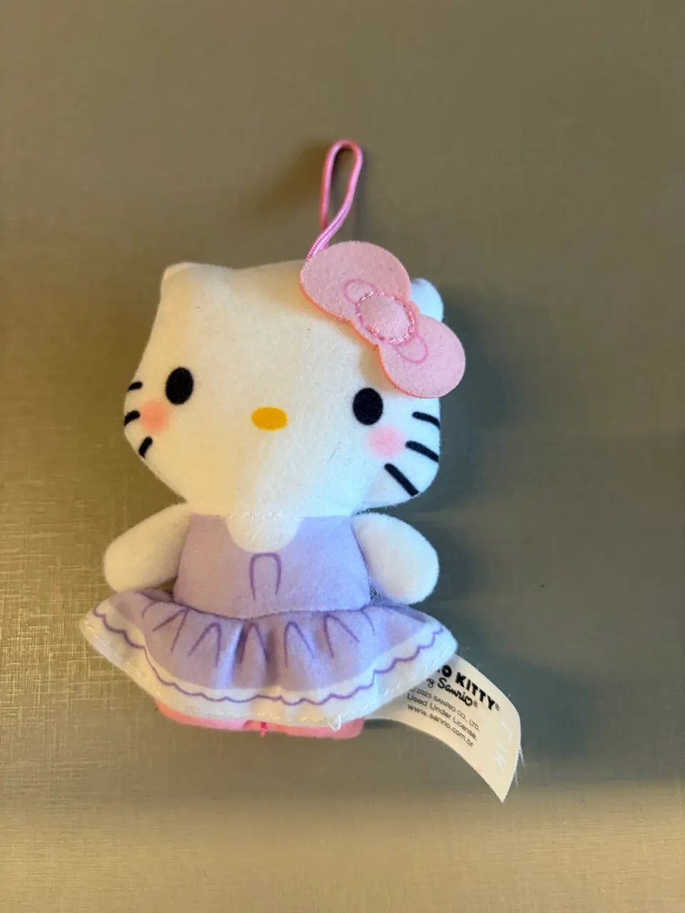 Kit com 3 mini Hello Kitty lMcDonald's, pel úcia em excelente estado. - Foto 4