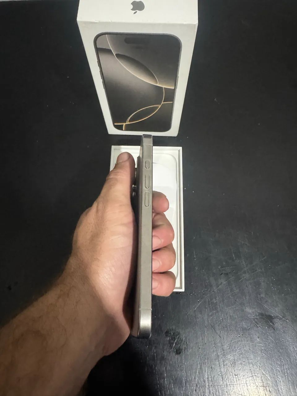 IPhone 16 pro 128 GB - Foto 4