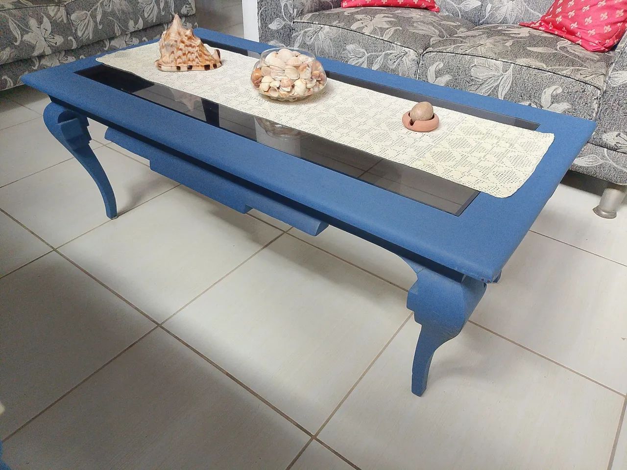 Mesa de centro clássica estilizada / 60 X 1,20. - Foto 3