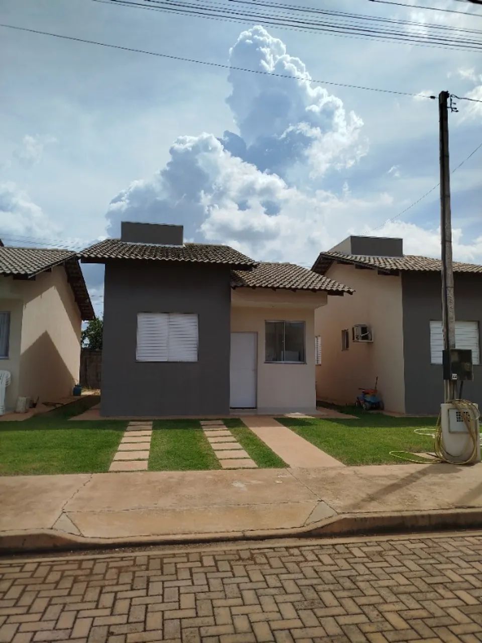 Casa 02 Quartos - Condomínio Fechado