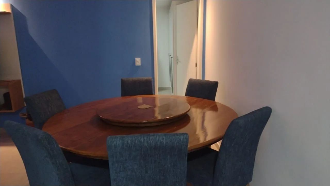 Mesa com 6 cadeiras64985860950785121