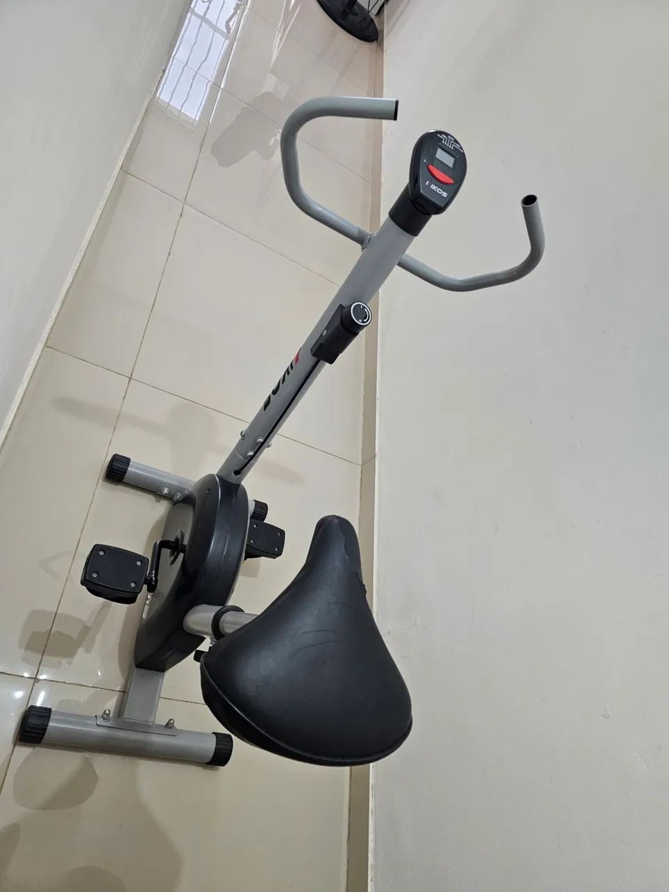Bicicleta ergometeica kikos