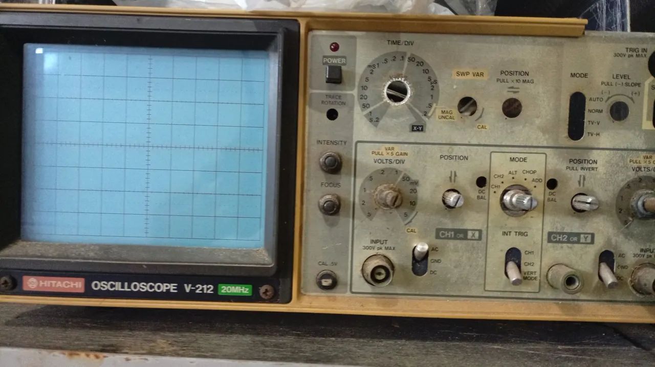 Osciloscópio Hitachi v-212 - Foto 3