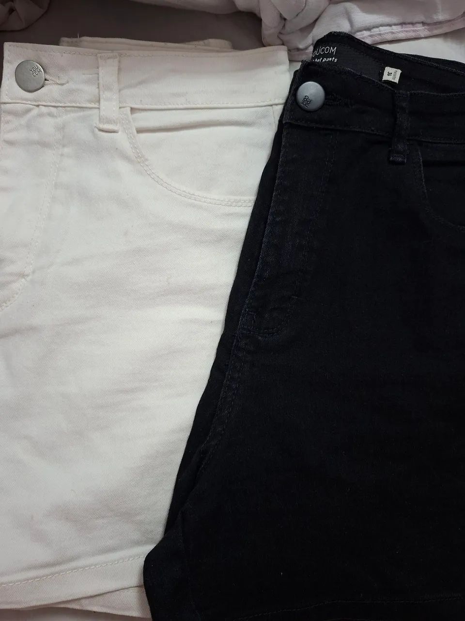 Shorts em sarja YOUCOM