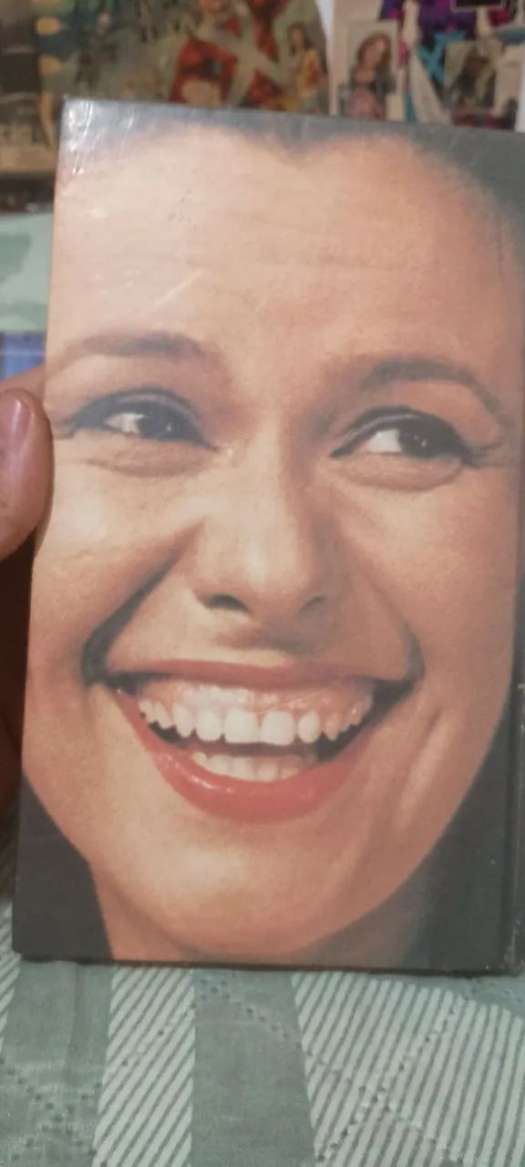Livro e Cd Da Elis Regina. - Foto 3