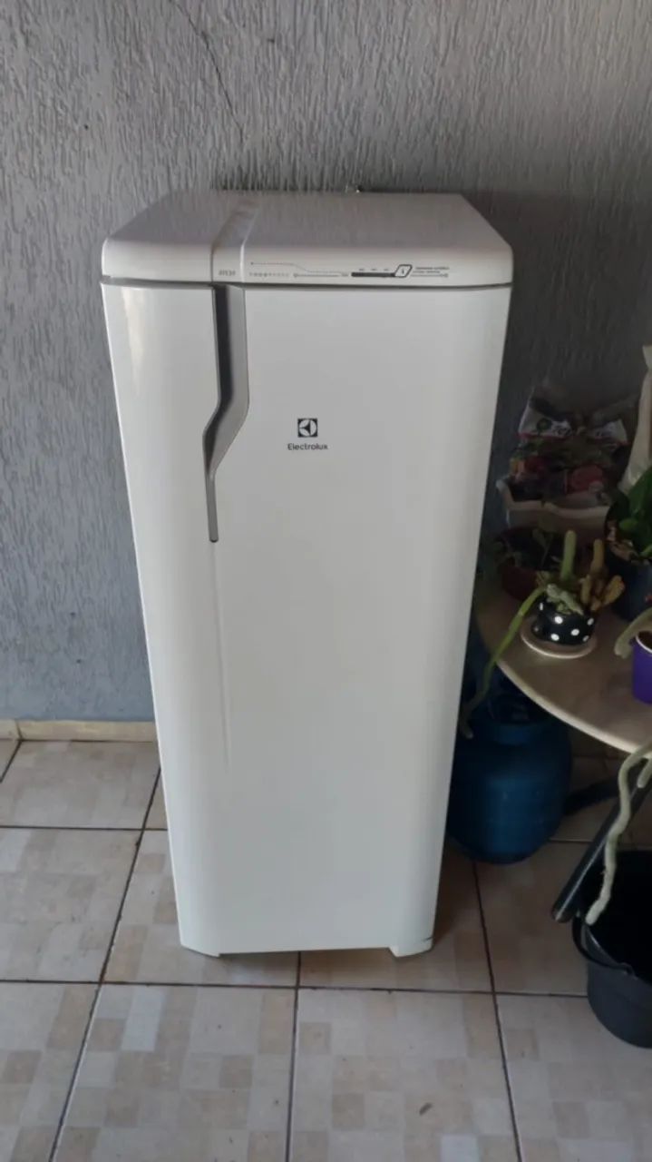 GELADEIRA