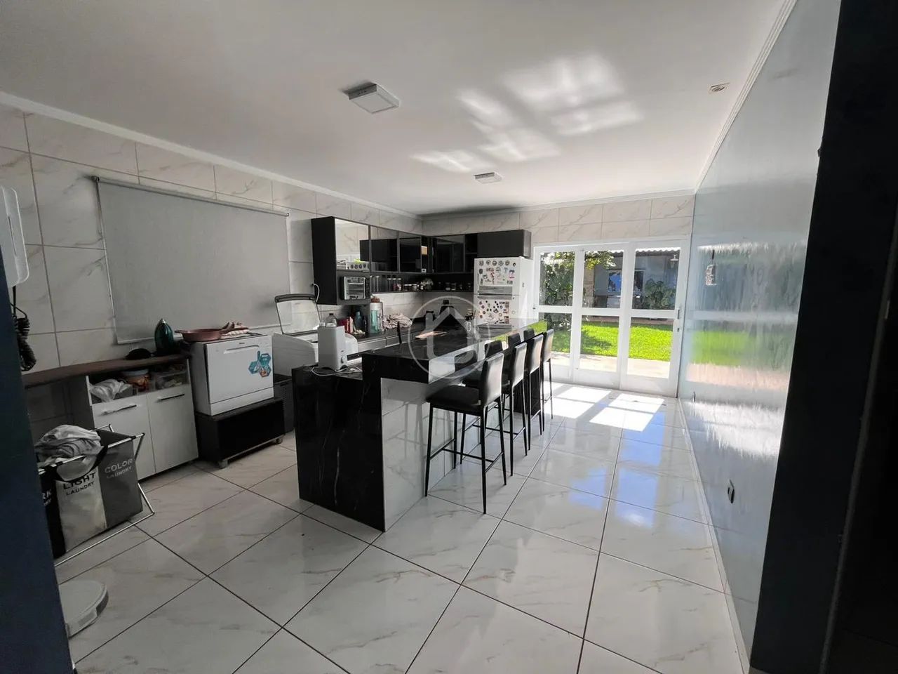 ESPAÇOSA COM TERRENO 12X30 - Foto 3