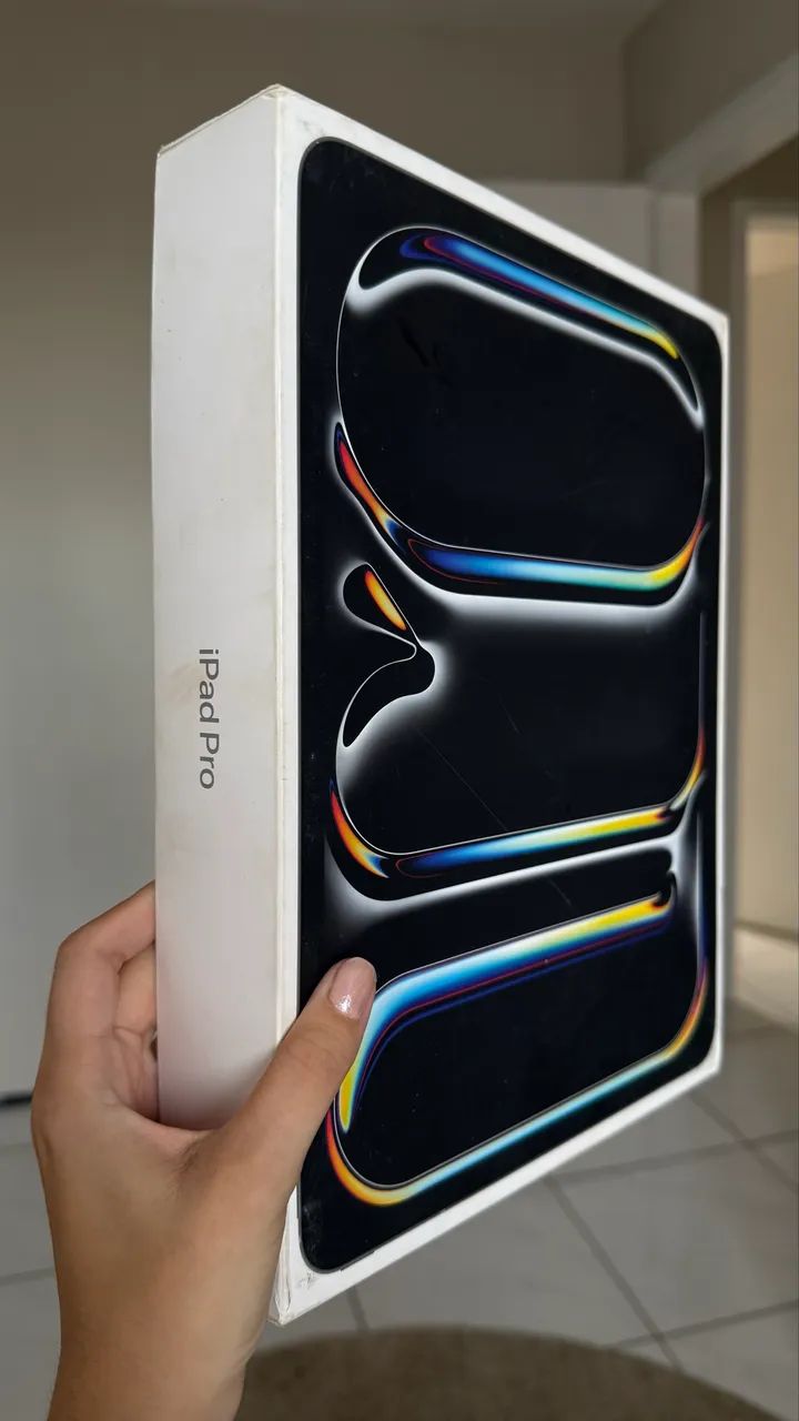 IPAD PRO 13? CHIP M4 - (2024) 256 GB ACOMPANHA APPLE PENCIL