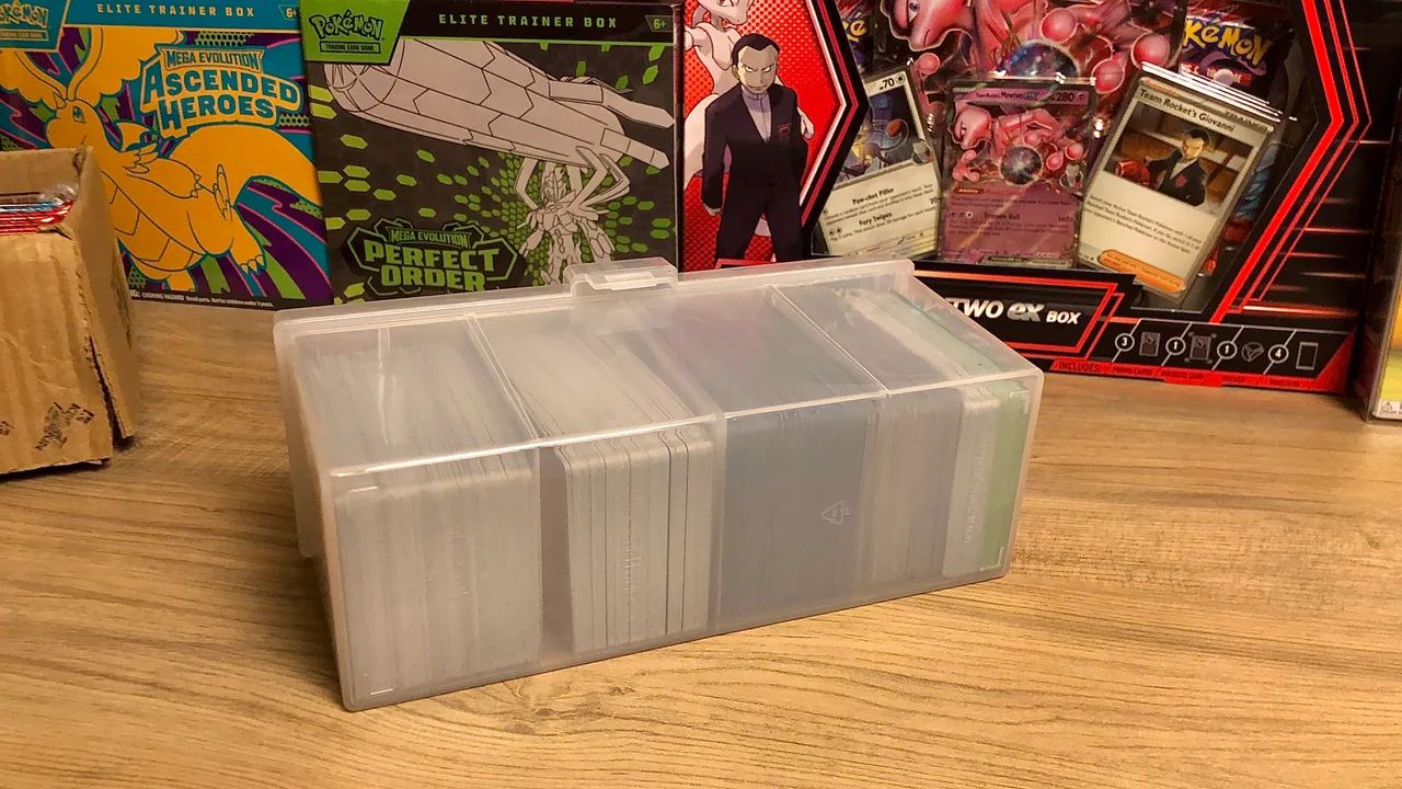 Mega Conjunto Pokémon TCG Mega Evolution + Case / EUA Original Virgem / Envio Rápido - Foto 3