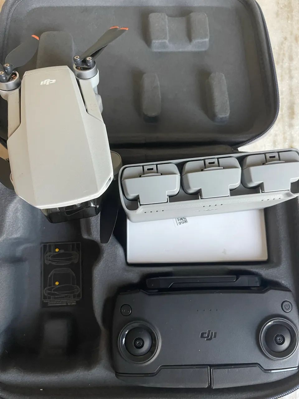 Drone DJI Mini SE Combo Fly More  - Foto 2