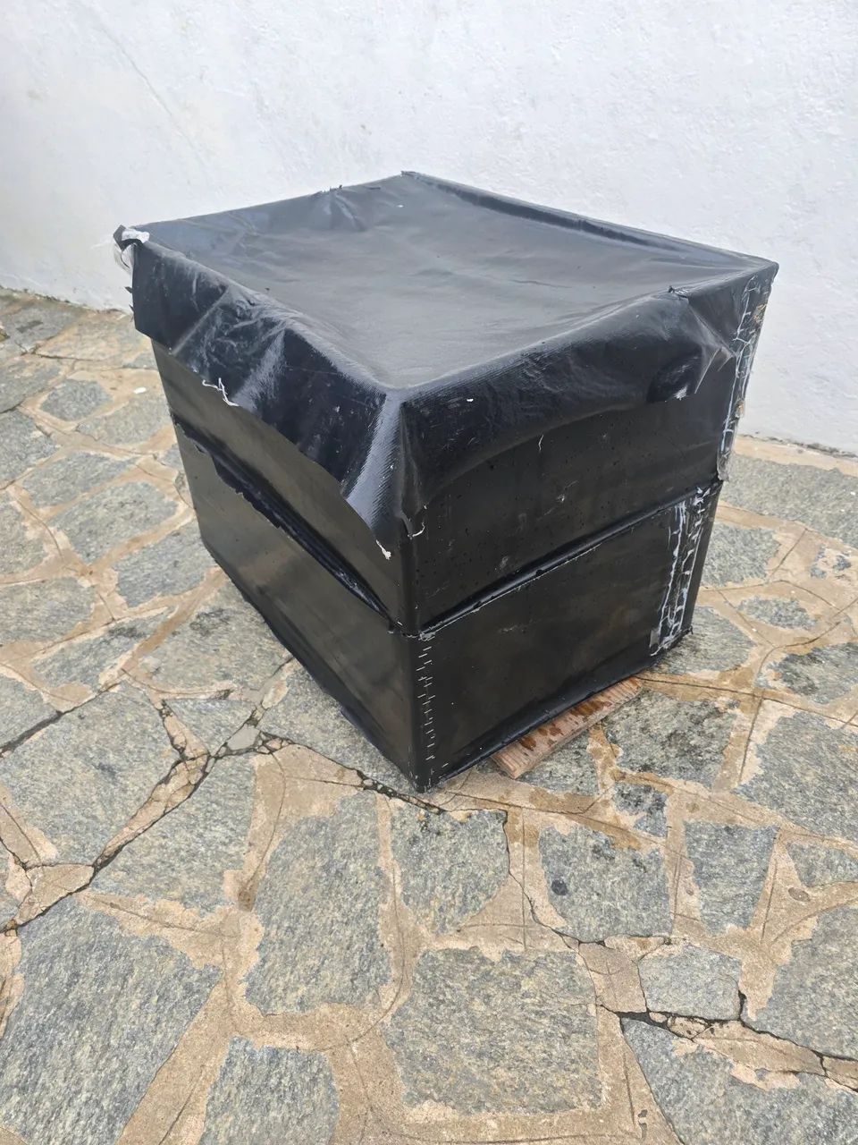 Bau pra Moto com 2 Caixas ! 