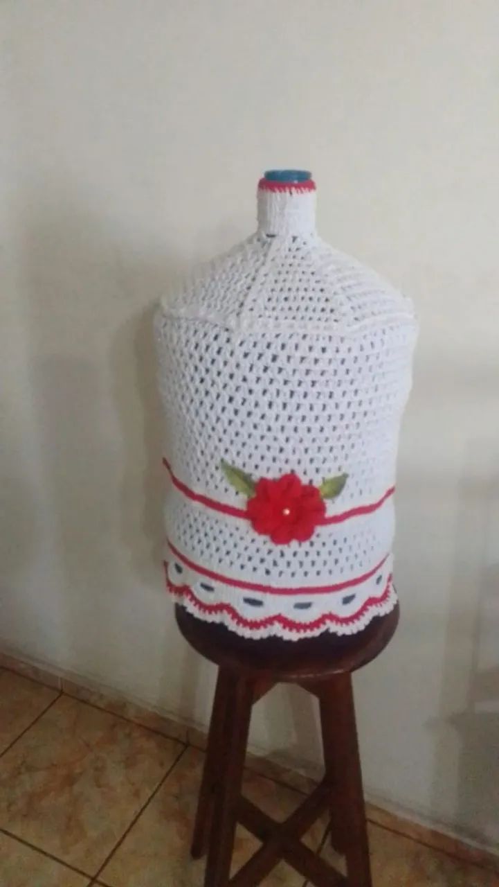 Suporte garrafão água. 60 reais.