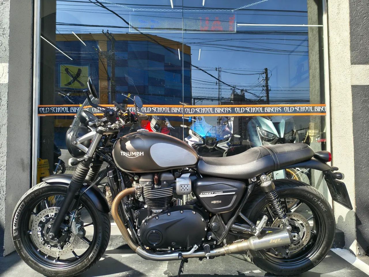 triumph street twin 900 2020 apenas 34.000 km - Foto 5