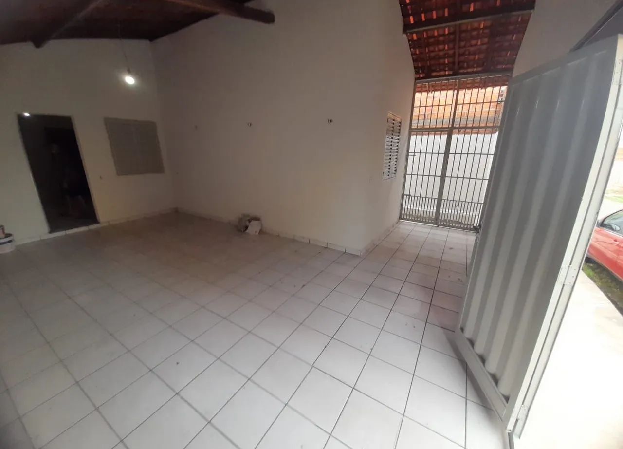 Casa Com Excelente Localização! - Foto 2