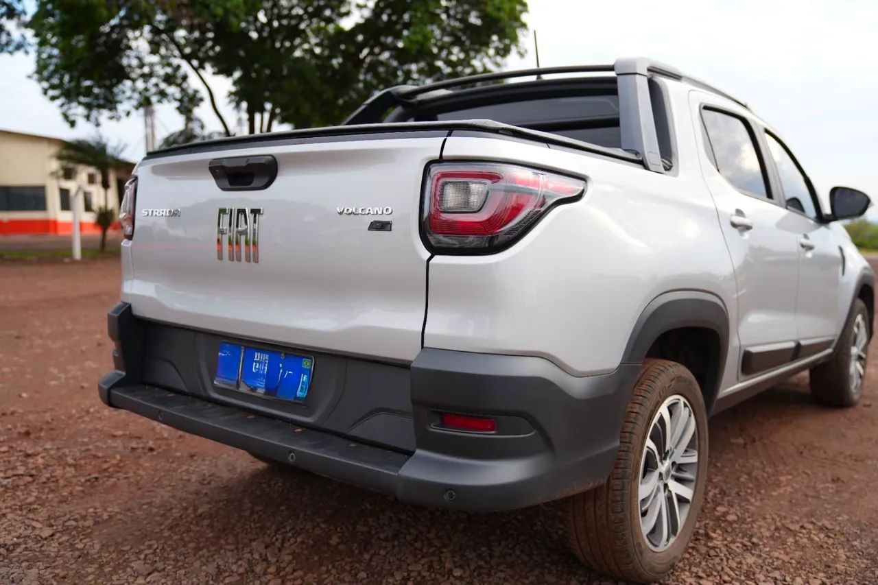 Fiat Strada Volcano 1.3 Flex 8V CD Aut. 2023 - Foto 5