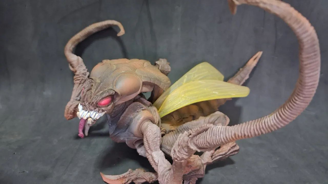 Marvel Legends Rainha da Ninhada Brood Queen BAF - Foto 2