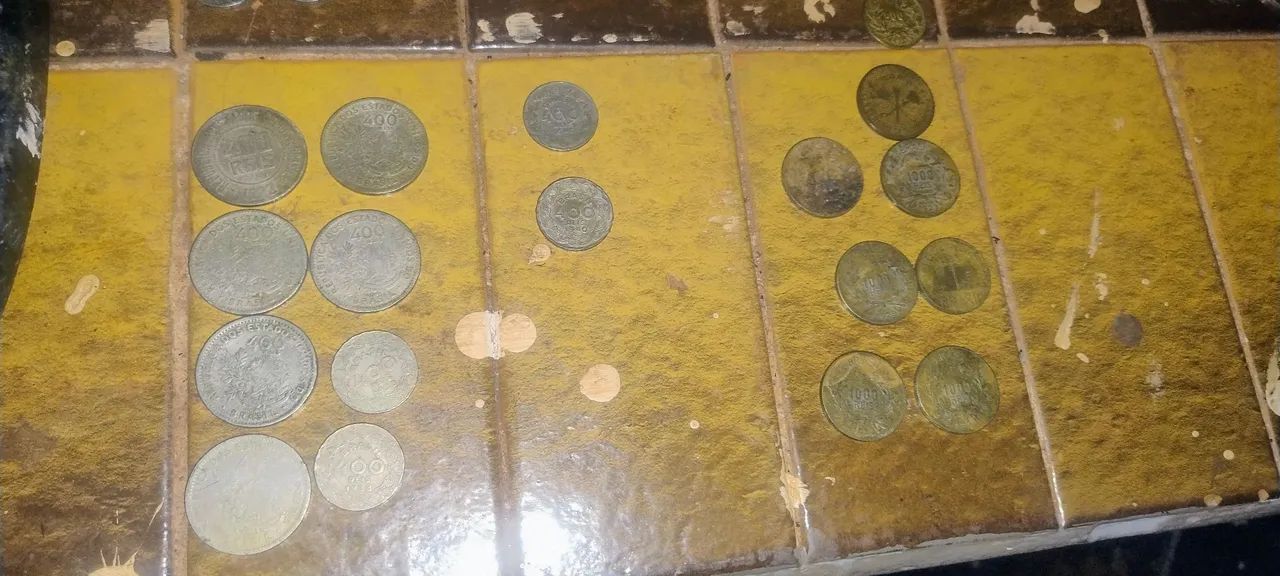 Moedas antigas  - Foto 5