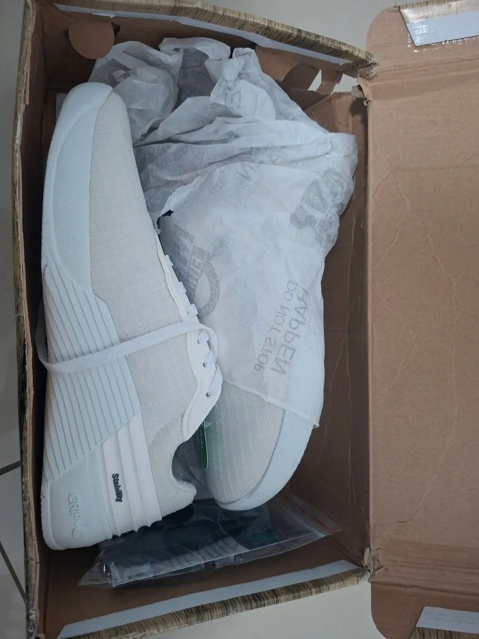 Tenis MVP branco novo - Foto 2