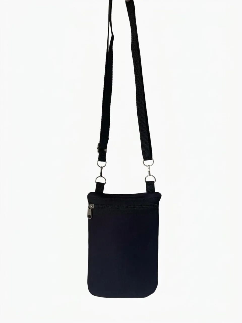 Bolsa preta em neoprene discreta e pratica - Foto 4