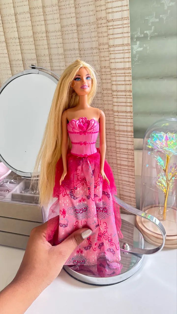 Barbie Cabelos Mágicos  - Foto 2
