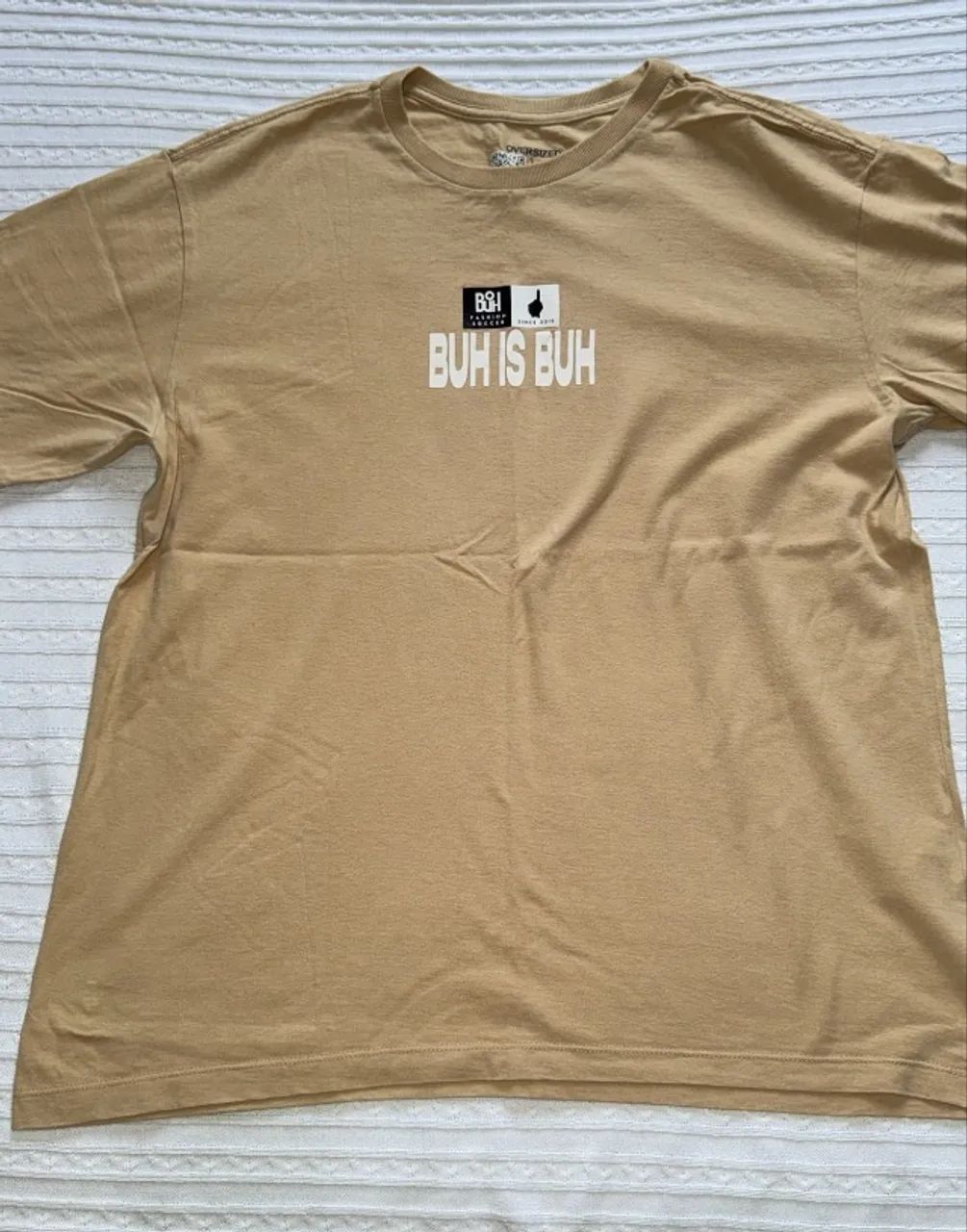 camisa masculina oversize na cor bege