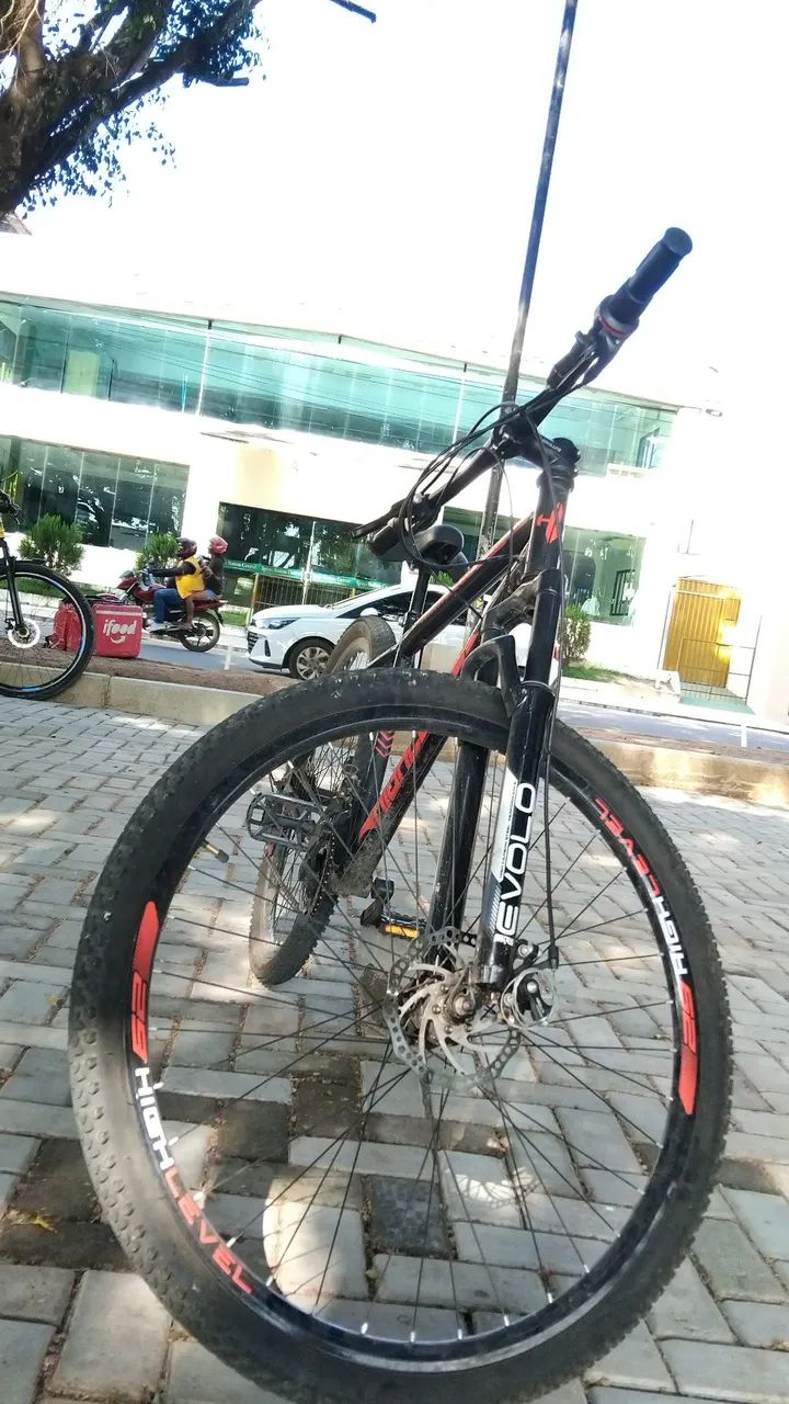 BIKE -HIGHTLEVEL - Foto 3