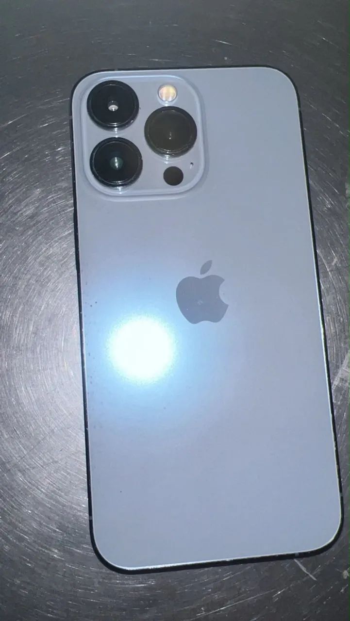 iPhone 13 Pro azul Impecável