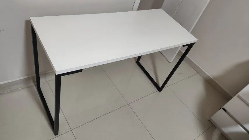 Mesa de escritório/estudo estilo industrial