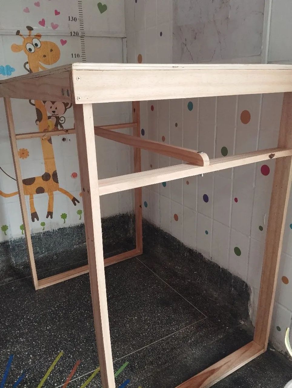 Mesa para loja pallet