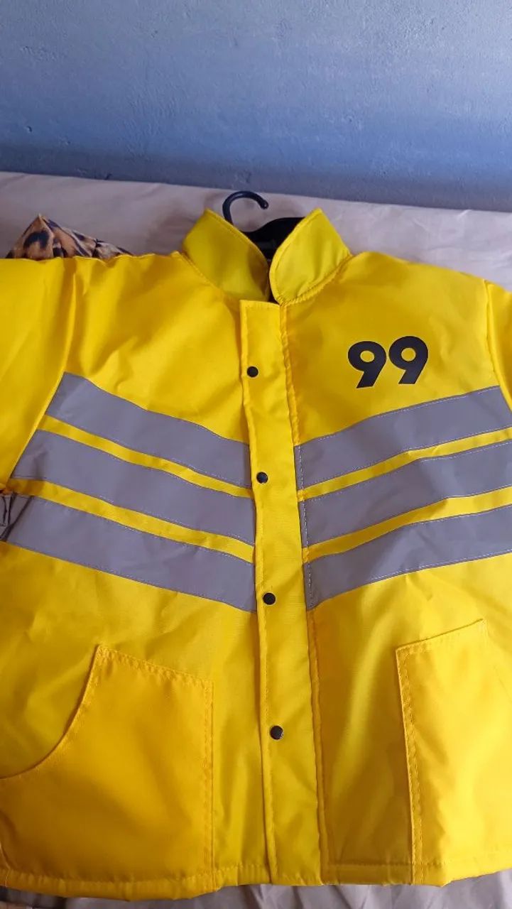 Jaqueta 99 nova 