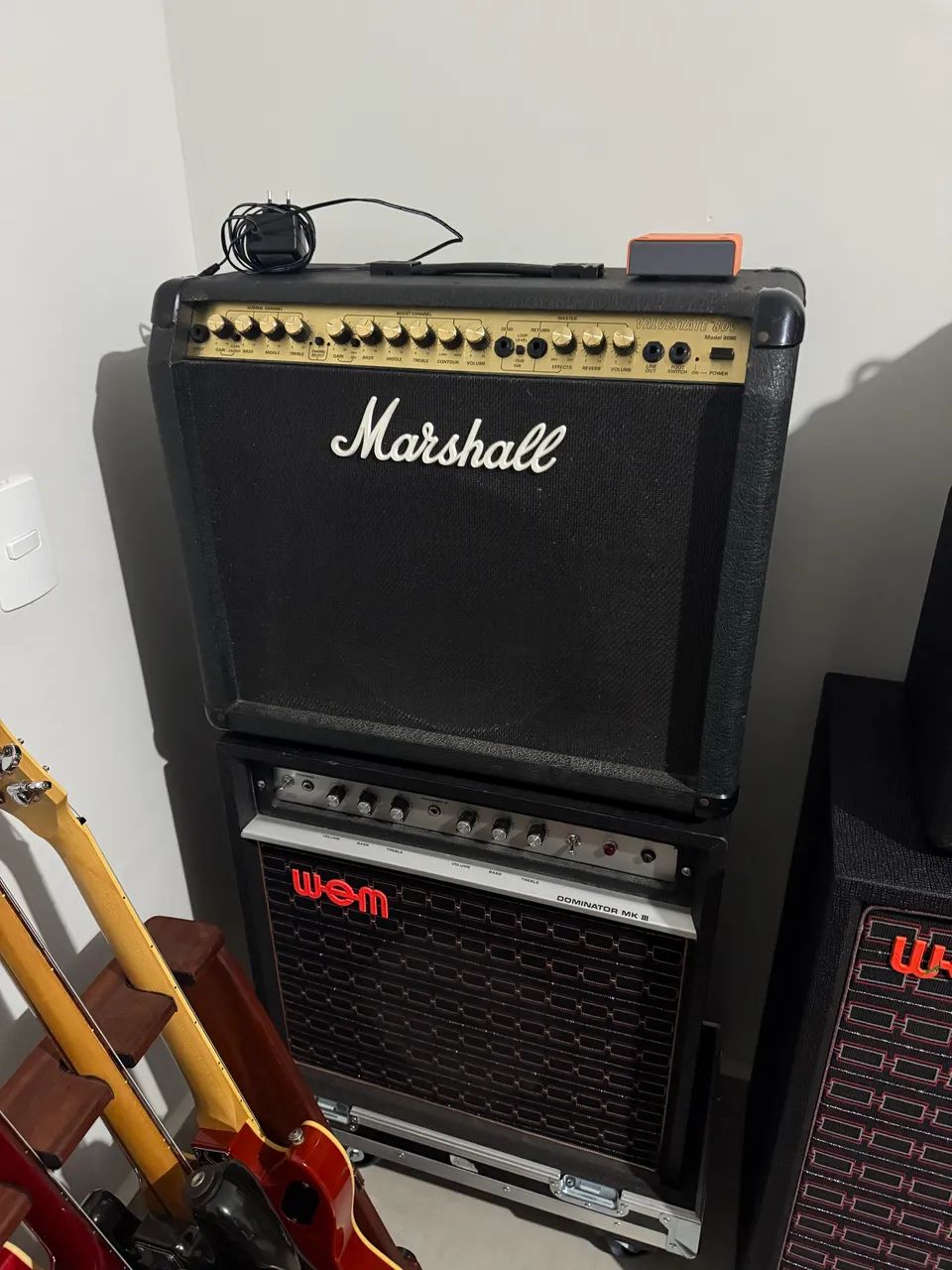Amplificadores WEM e Marshall (Noel Gallagher Oasis)