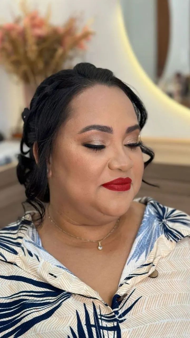 Maquiadora e Design de sobrancelhas à domicílio  - Foto 4