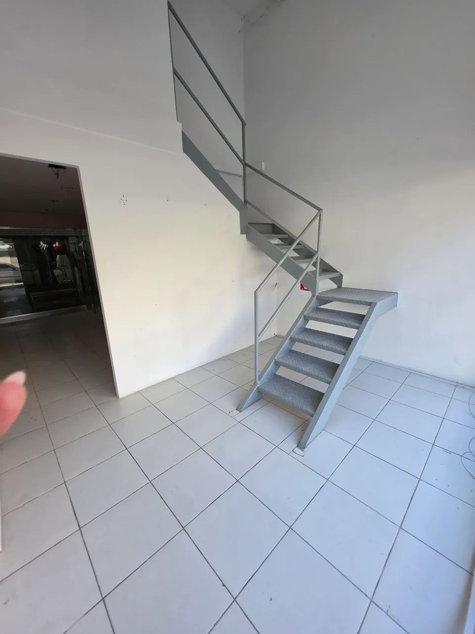 Aluga-se loja com excelente localização  - Foto 4