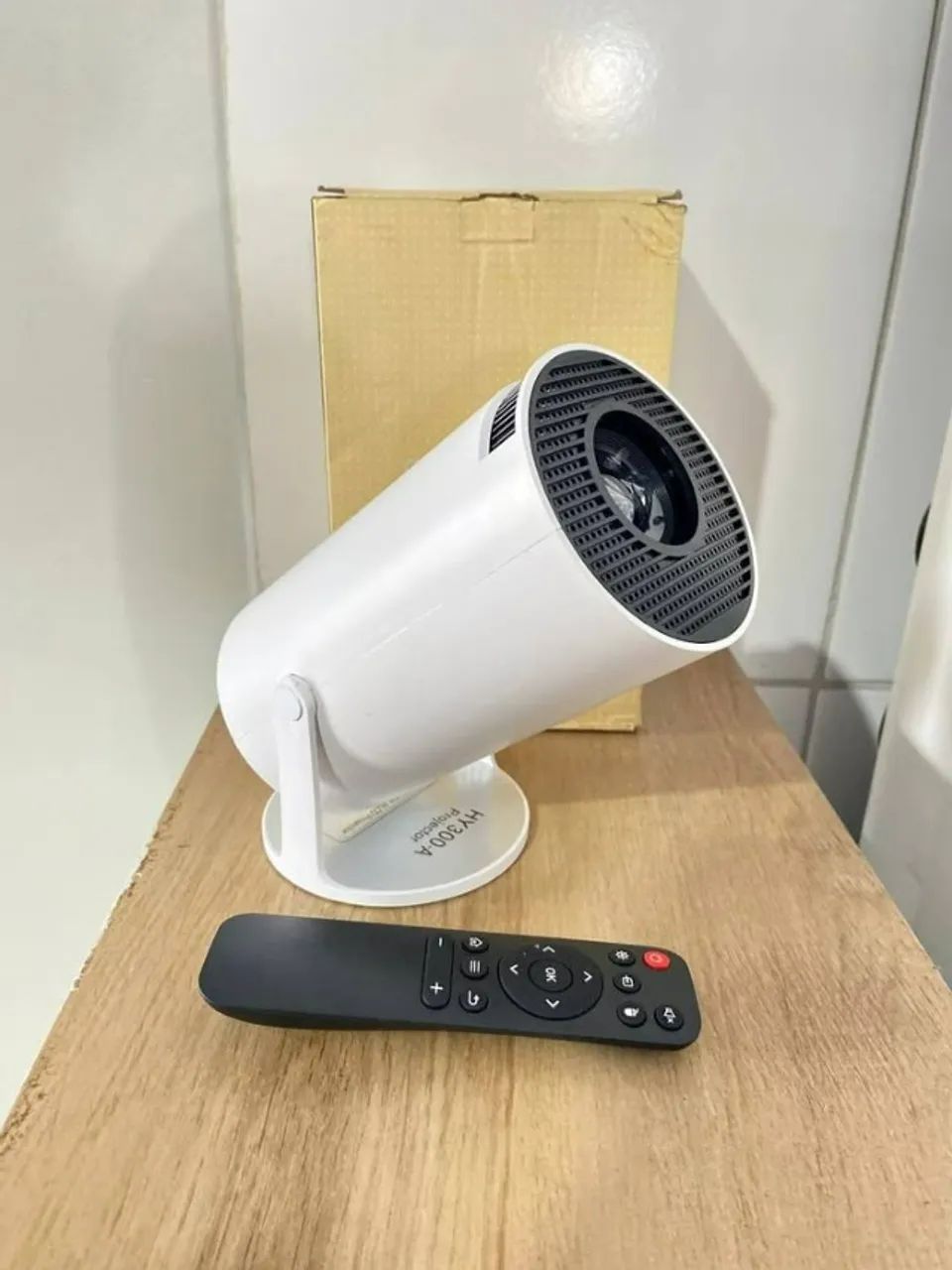 Projetor HY300 Android 11 Wi-Fi 5G Novo