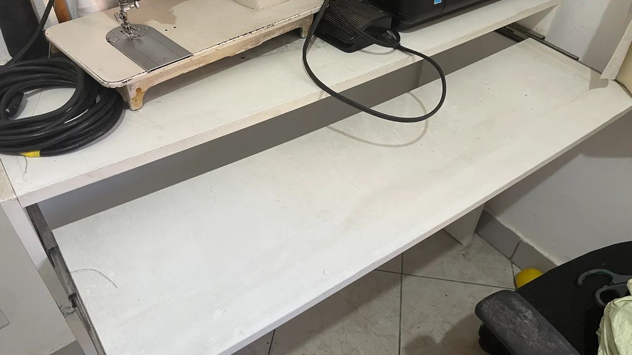 Mesa de computador - Foto 2