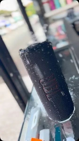 JBL FLIP 7 Lacrado  - Foto 4