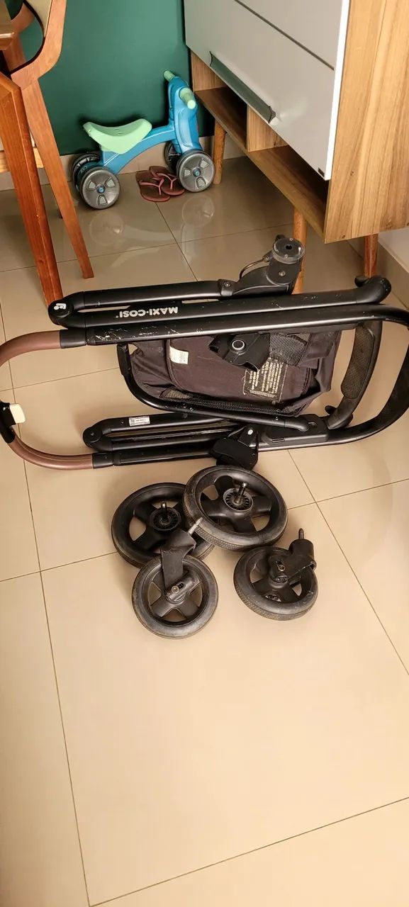 Carrinho de bebê e bebê conforto Maxi Cosi - Foto 3