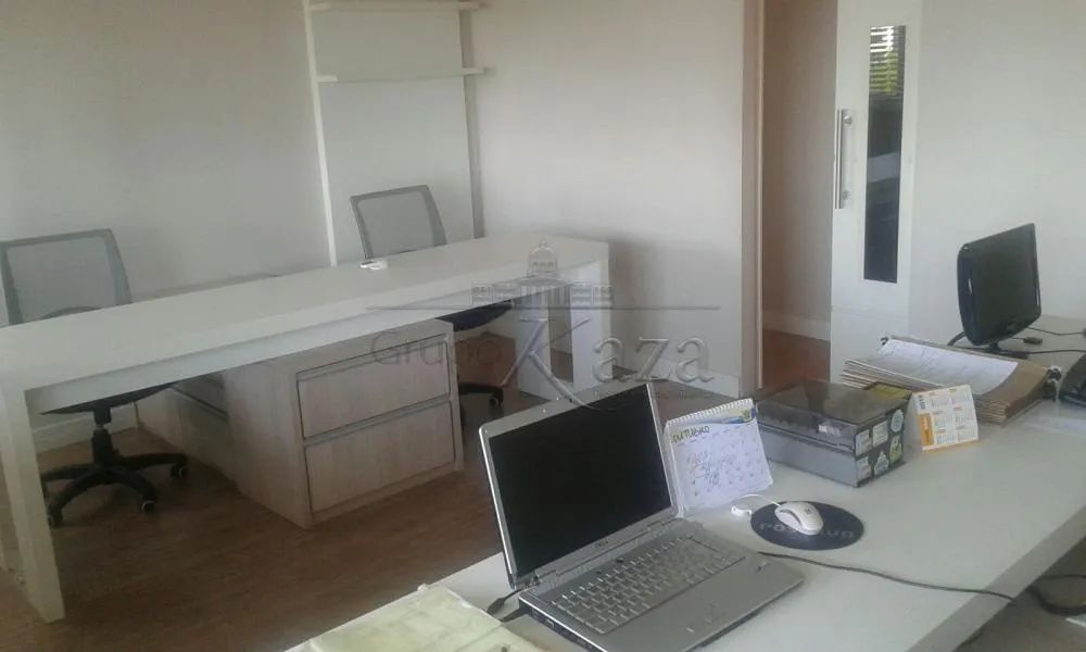 Comercial Sala Condomínio em São José dos Campos