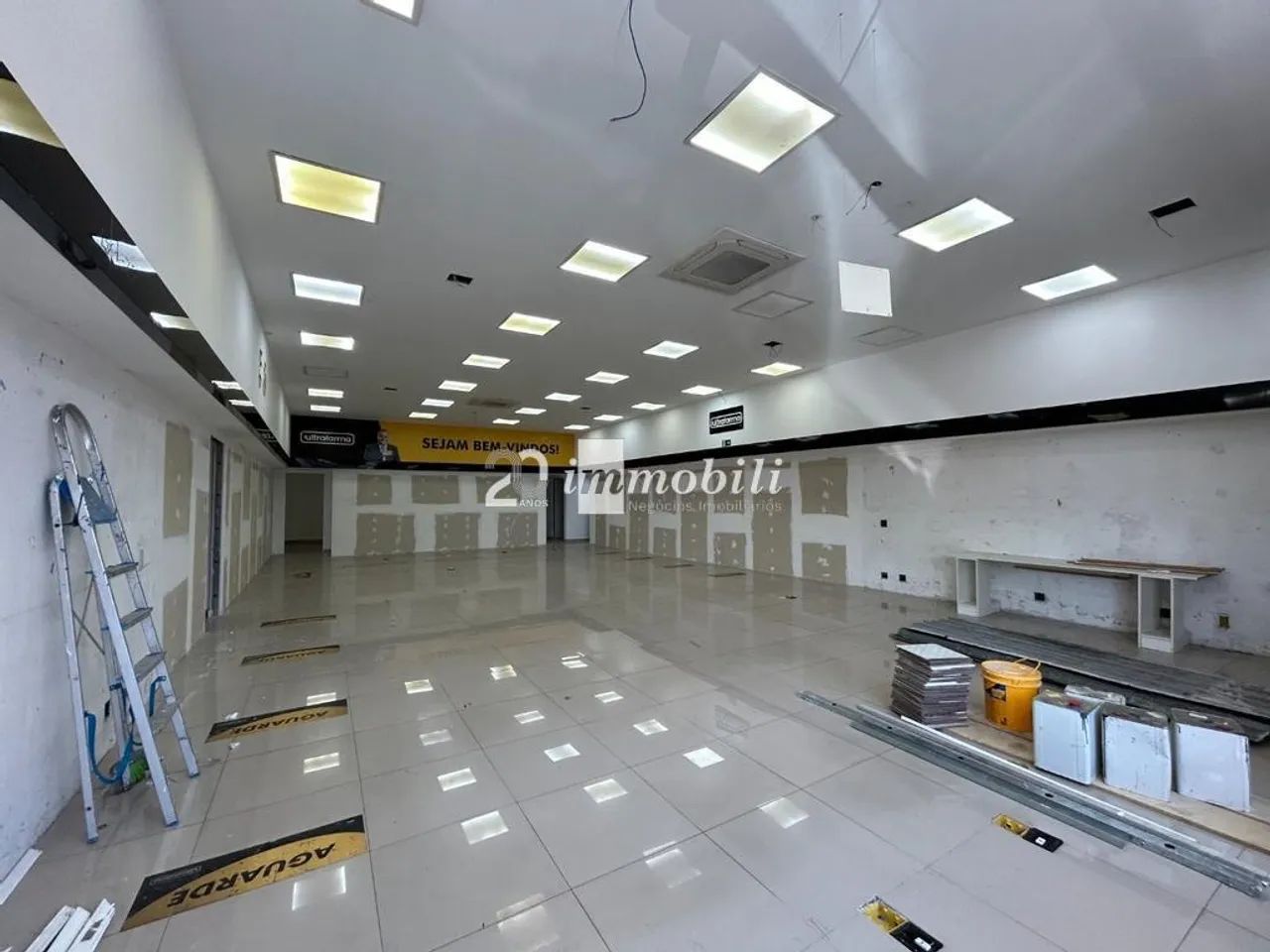Prédio à venda em Carapicuíba, Vila Dirce, com 900 m² - Foto 2