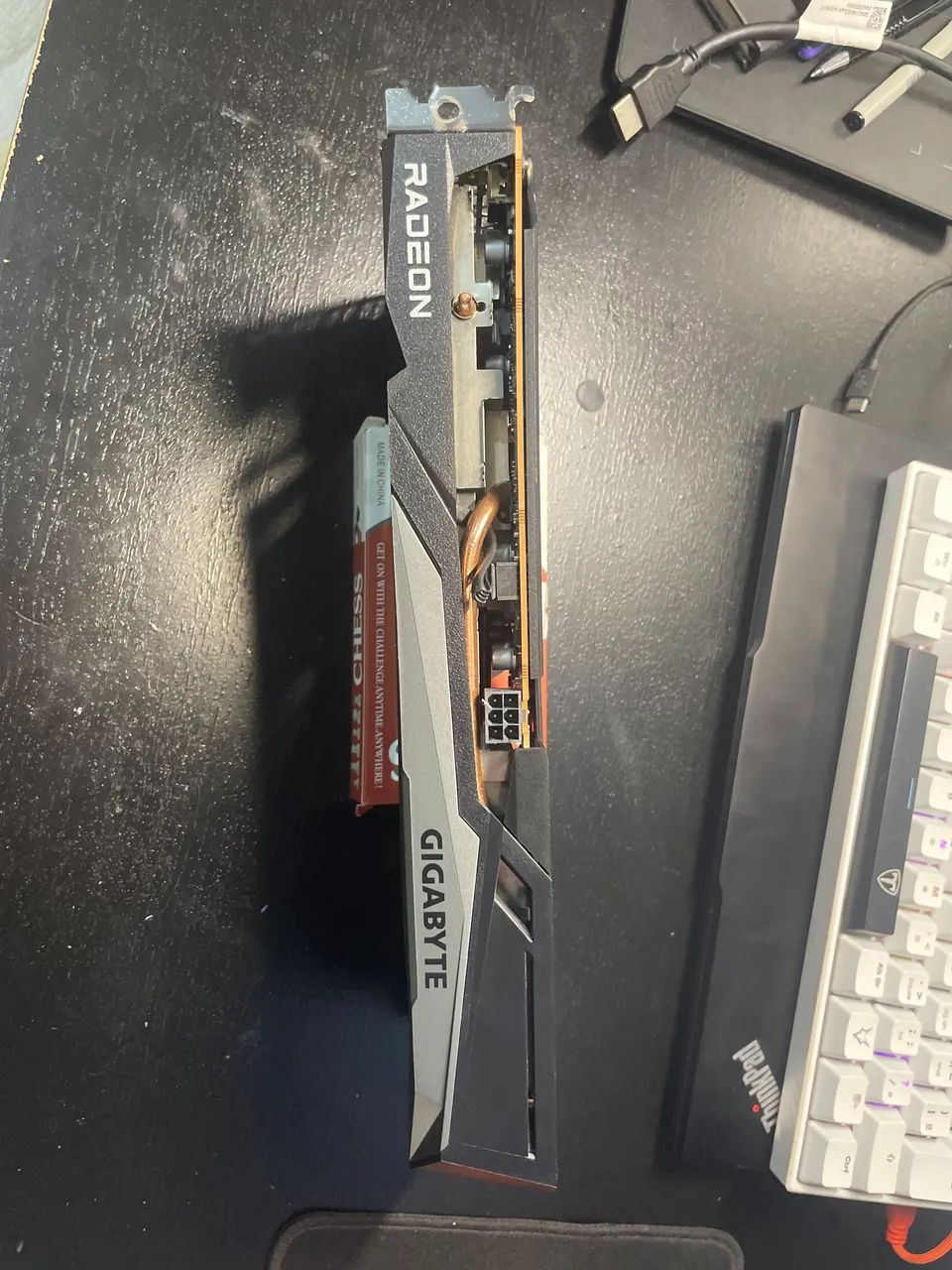 Placa de vídeo AMD - RX 6500 XT - Gigabyte - Foto 3