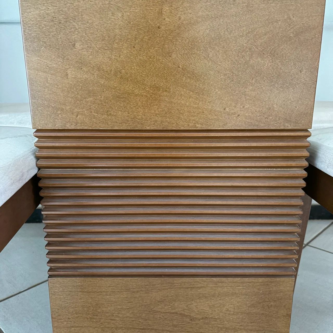 Mesa de vidro com cadeiras - Foto 3