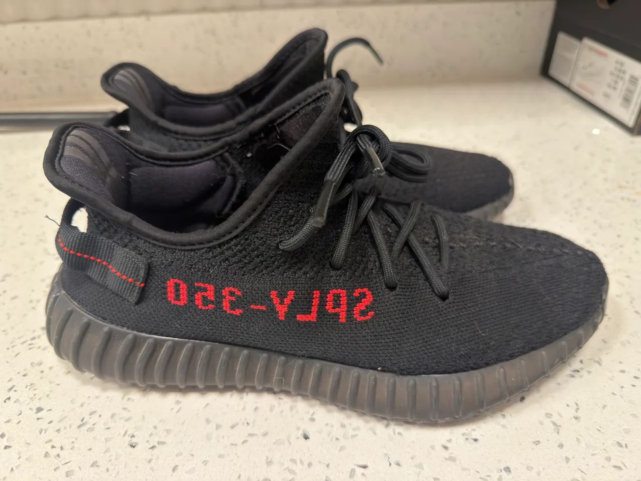 Yeezy Boost 350 V2 Bred - Original