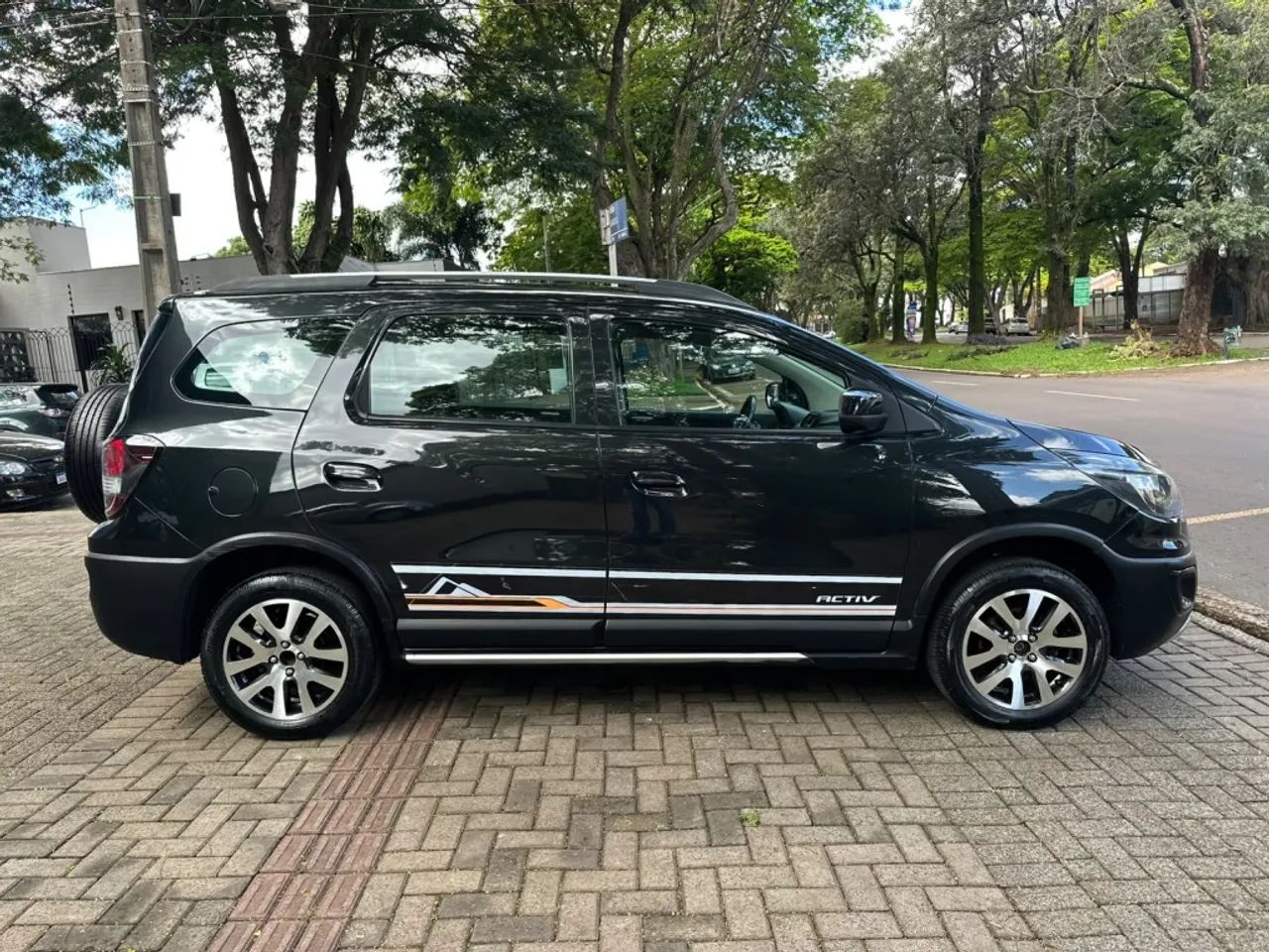 Chevrolet Spin Activ 1.8 8V Econo. Flex 5P Aut. 2016 - Foto 4