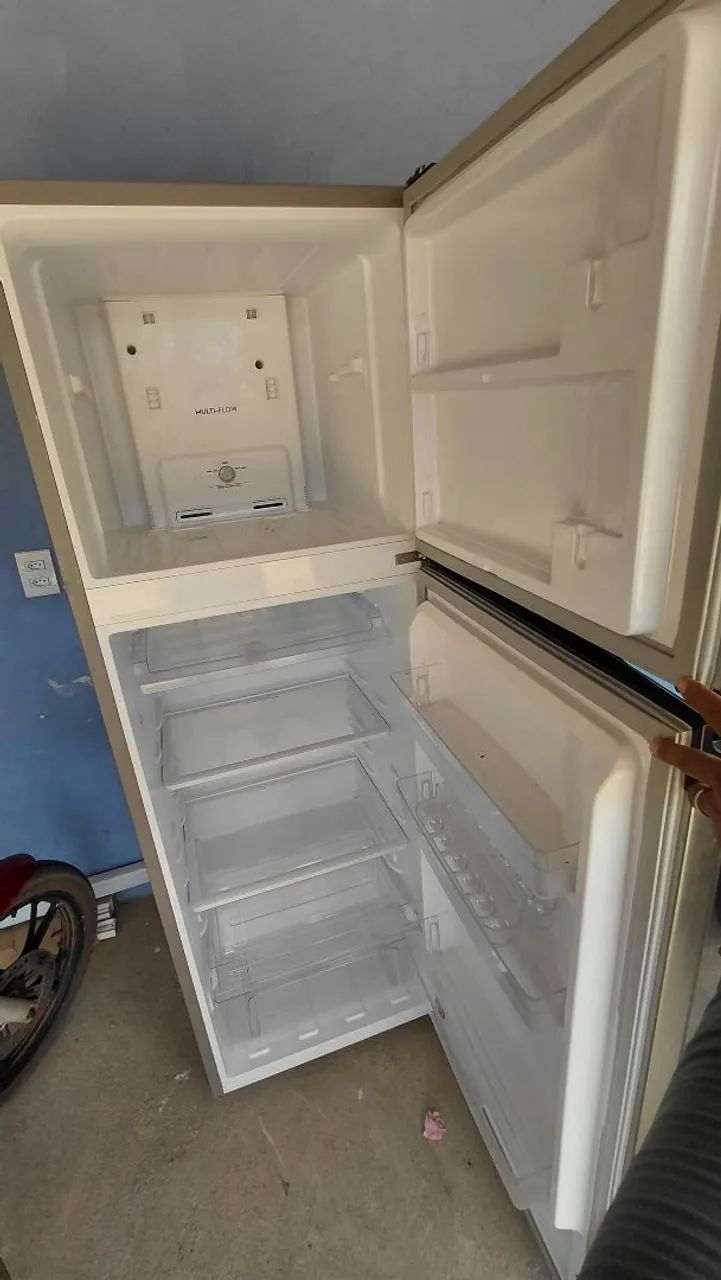 Vende- se geladeira  - Foto 2