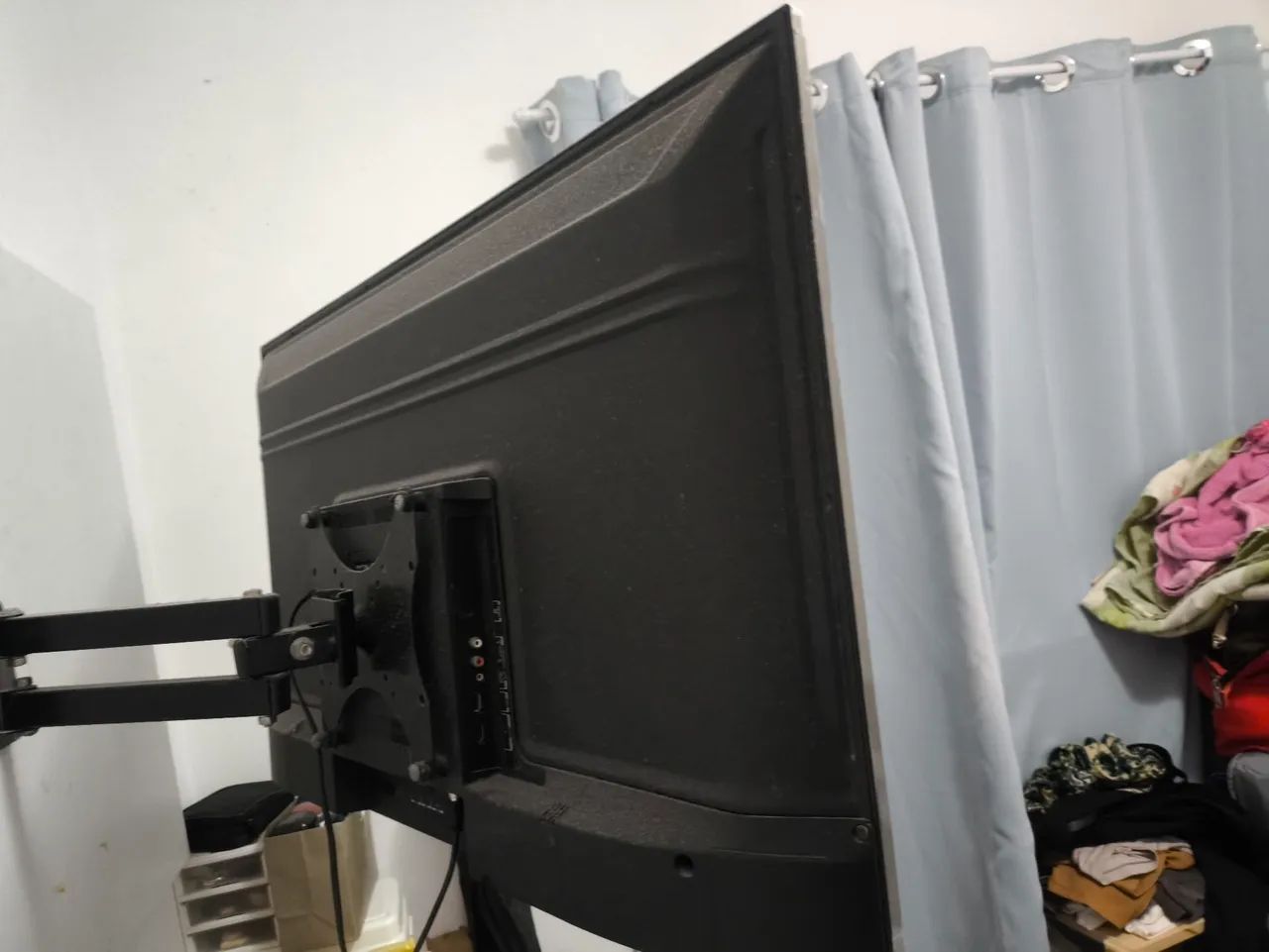 Vendo TV Semp 39 polegadas  - Foto 3