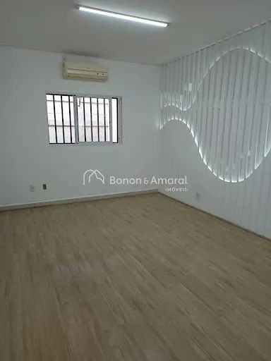Sala comercial para locação Parque Brasil 500.