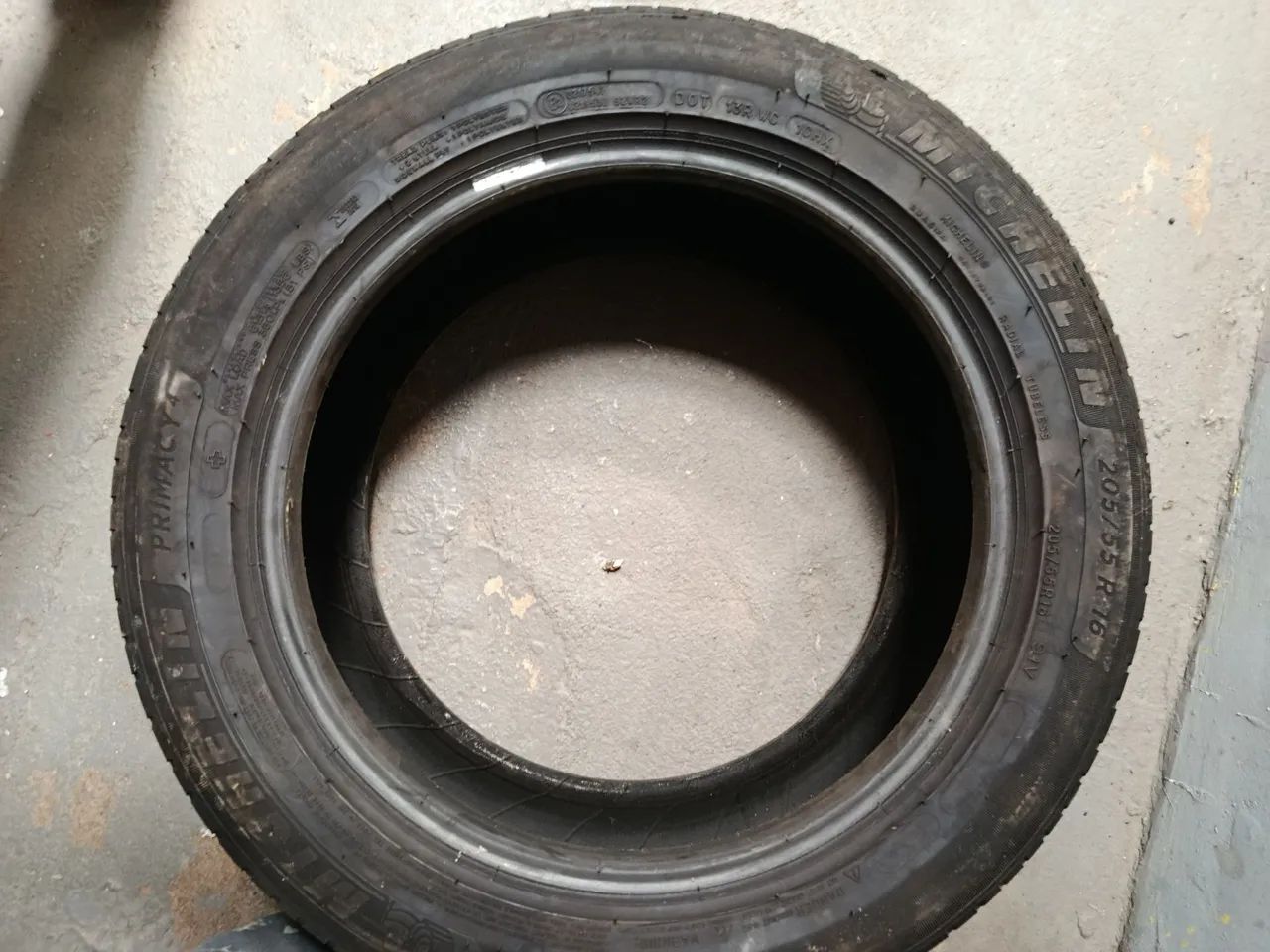 Roda e 2 pneus  - Foto 3