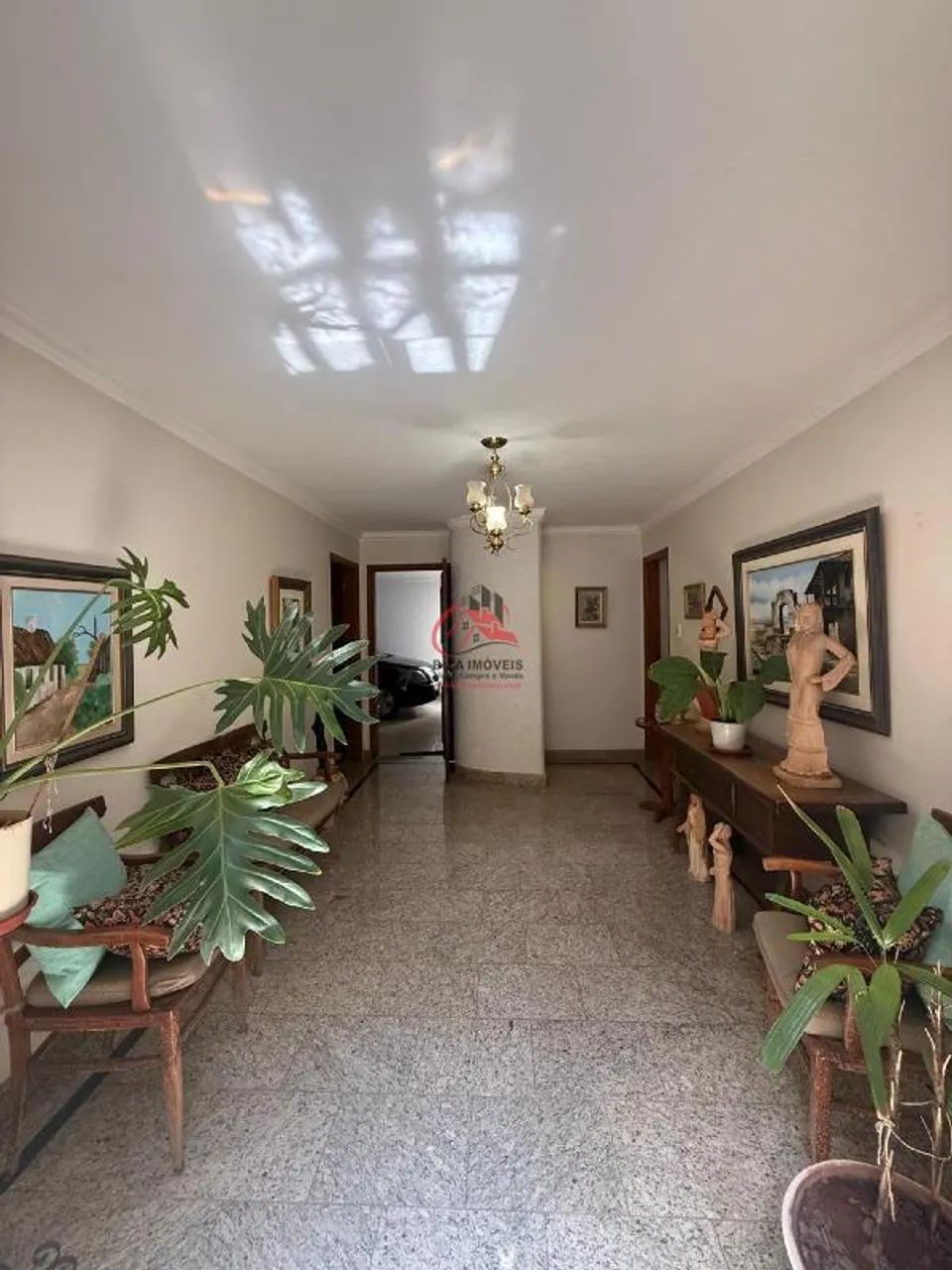 Casa à Venda no Santa Marta - 3 Suíte com Armários - Foto 5